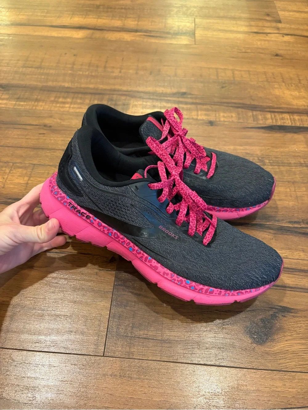 Brooks Trace 2 Women Size 11 Running Shoes Cosmic Cheetah Pink Black Leopard